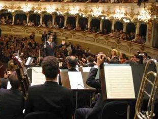 a906282026-musica-muti-torna-al-maggio-con-i-giovani-della-cherubini