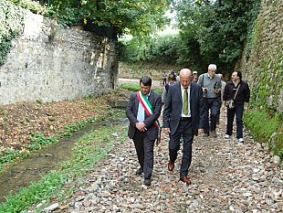 b310262057-alluvioni-ancora-bloccata-la-linea-ferroviaria-siena-grosseto