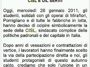 b101261435-cisl-secchiate-di-vernice-contro-la-sede-fiorentina