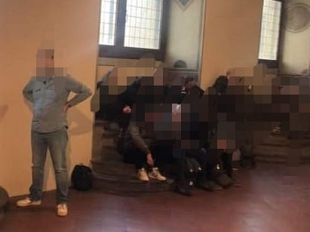 lavoratori-ex-gkn-in-palazzo-vecchio-consiglio-comunale-sospeso