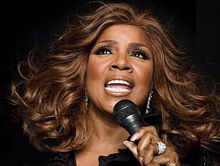 gloria-gaynor-a-santa-croce-sullarno-la-regina-della-disco-music