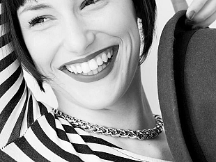 giulia-23enne-fiorentina-regina-al-crazy-horse