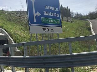 segnaletica-al-bypass-ora-indica-tavarnuzze-e-impruneta