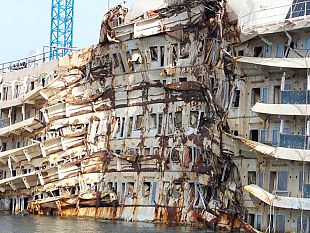 concordia-si-allontana-dal-giglio-scintille-tra-firenze-e-roma