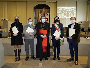 il-messaggio-di-pace-del-papa-consegnato-da-betori-in-palazzo-vecchio