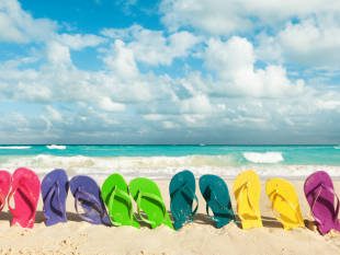 infradito-icona-dellestate-dalla-spiaggia-alle-vie-della-citta