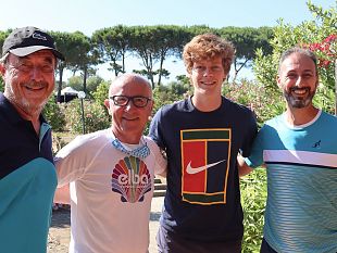 sinner-allelba-tennis-camp-destate-a-capoliveri