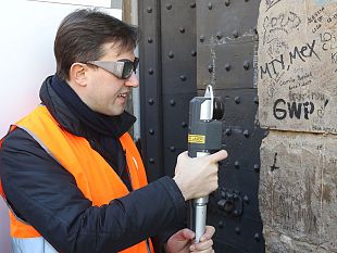 scritte-sui-monumenti-a-firenze-arriva-il-laser