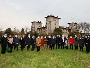 uffizi-diffusi-la-villa-medicea-dellambrogiana-da-manicomio-a-perla-darte