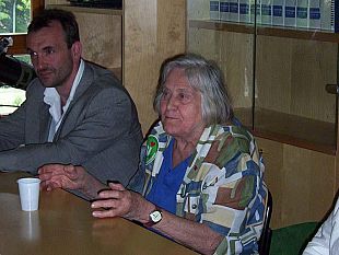 b111231719-margherita-hack-alla-biblioteca-ragionieri-per-presentare-il-suo-libro