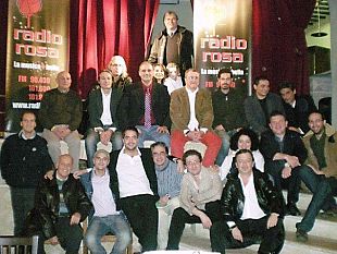 b011070821-radio-rosa-compie-30-anni-lunedi-8-novembre-una-lunga-diretta