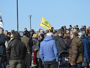 tirrenica-250-auto-e-tanta-gente-contro-il-progetto-autostradale