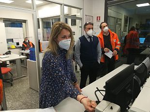 albanese-la-nuova-assessora-oggi-ha-acceso-i-lampioni-di-firenze