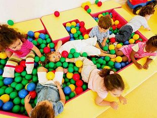 nidi-di-infanzia-11-milioni-di-euro-per-incrementare-lofferta-alle-famiglie-toscane