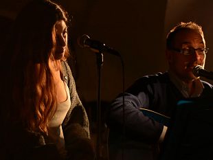 girare-il-mondo-con-le-canzoni-a-forte-di-belvedere