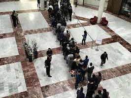 gigli-anticrisi-per-iphone-6-coda-infinita-foto-e-recensione