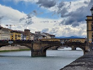 oggi-la-manifestazione-per-la-pace-sul-ponte-santa-trinta