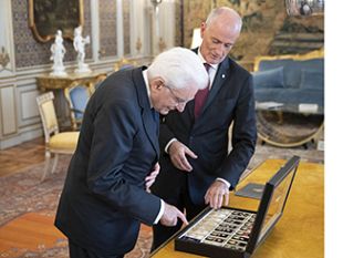 polizia-presentati-al-presidente-mattarella-i-nuovi-distintivi-di-qualifica