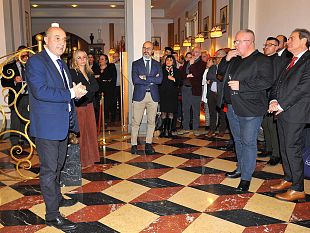 natale-2018-incertezza-sotto-lalbero