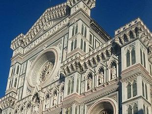 ponteggio-sulla-facciata-del-duomo-di-firenze