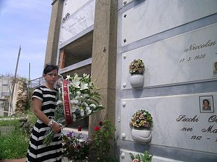 rogo-nella-baracca-dei-bambini-fiori-7-anni-dopo