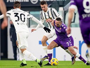 la-fiorentina-gioca-la-partita-perfetta-e-umilia-la-juventus