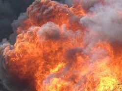 autostrade-a1-in-fiamme-mezzo-pesante-che-trasportava-olio-di-palma