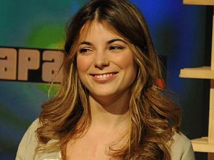 b106031408-renzi-presenta-il-libro-di-giulia-innocenzi-meglio-fottere