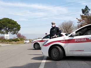 da-pescia-voleva-andare-a-fare-un-giro-a-lucca-denunciata