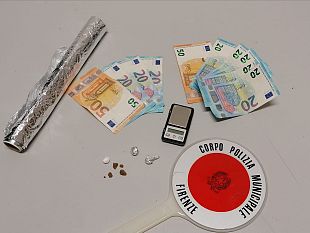 denunciato-spacciatore-in-zona-san-jacopino-dalla-polizia-municipale