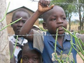 a612141909-sms-di-rifredi-mostra-fotografica-su-un-villaggio-della-provincia-di-nyanza-in-kenya-br-l-inaugurazione-domani-venerdi-15-dicembre-ore-19