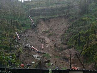 b011022248-massa-ancora-necessario-il-contributo-delle-squadre-di-volontari