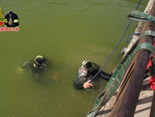 donna-in-arno-i-soccorritori-la-trovano-in-gravi-condizioni