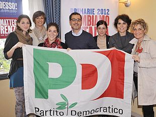 b210281855-renzi-e-bersani-si-contendono-l-elettorato-fiorentino