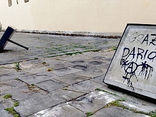 santo-spirito-basi-divelte-e-cordoni-tagliati