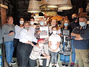 pizzeria-la-casaccia-di-caprona-festa-per-i-primi-25-anni-di-attivita