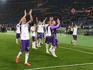 europa-league-la-fiorentina-travolge-la-roma-e-vola-ai-quarti-di-finale