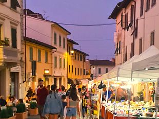lastra-a-signa-mercatino-del-piccolo-antiquariato-e-vintage