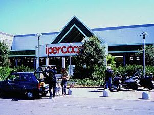 b210221536-montecatini-al-posto-dell-ipercoop-nasce-un-superstore