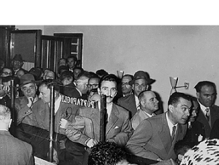 a911030919-san-casciano-presentazione-del-libro-sulla-banca-del-chianti-fiorentino