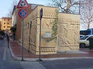 chiusi-il-web-decide-la-nuova-veste-dei-bagni-pubblici