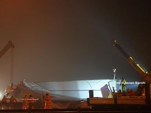 camion-ribaltato-sara-una-mattinata-difficile-a-firenze