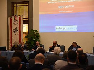 industria-40-toscana-attardata-trascinata-da-farmaceutica-moda-e-pelletteria