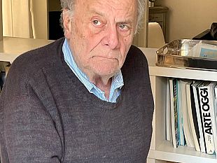 teatro-in-lutto-e-morto-roberto-toni