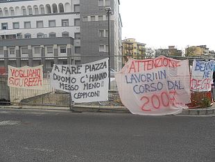 dietro-al-nuovo-teatro-cantieri-fermi-al-2007-la-rabbia-dei-residenti