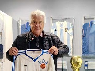 leroe-della-germania-est-sparwasser-al-museo-del-calcio