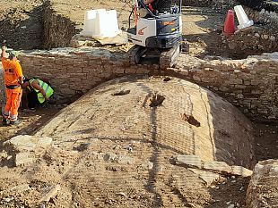 piazza-beccaria-una-petizione-per-salvare-i-reperti-archeologici