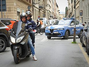 la-polizia-di-stato-sequestra-12-kg-di-droga