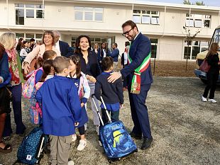 oggi-primo-giorno-di-scuola-per-28-mila-bambine-e-bambini