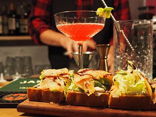 i-mercoledi-spiritati-di-johnny-bruschetta